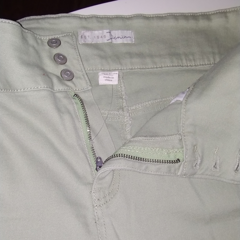 Pants - Picture 6 of 7